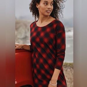 J. Jill black/red checked tunic - SIMPLY SUPIMA
SCOOP-NECK TUNIC - petite L NWT